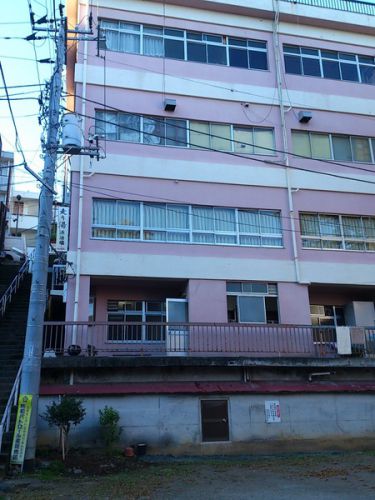 伊豆山温泉浜浴場での湯浴み