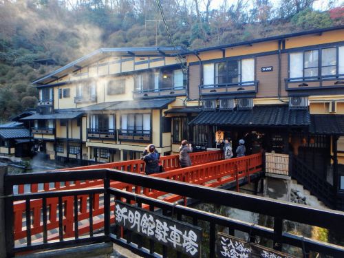 熊本県・黒川温泉 洞窟風呂で有名な「新明館」日帰り入浴記
