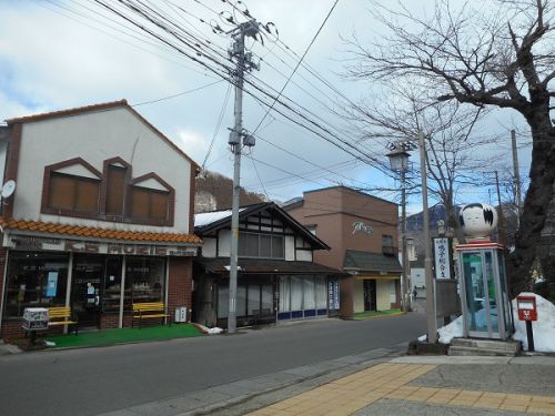 温泉街のパン屋さんカーベホリエ(鳴子温泉)