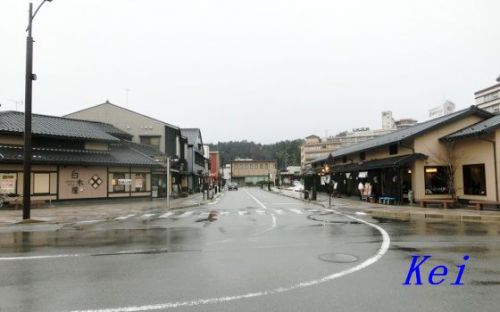 和倉温泉街『のとの蔵』(2)能登牡蠣の焼き牡蠣!牡蠣フライ!牡蠣飯! 〔石川県七尾市〕