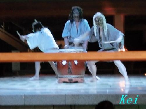 和倉温泉『加賀屋姉妹館 あえの風』(3)夕食会場イベントショー(後編)「石川県無形文化財 御陣乗太鼓」 〔石川県七尾市〕