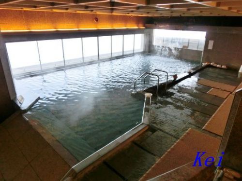 和倉温泉『加賀屋』(3)巨大旅館の巨大温泉!その1 〔石川県七尾市〕
