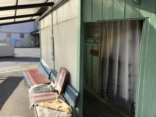 上諏訪温泉 大和温泉 民家の路地を抜けた先は・・・