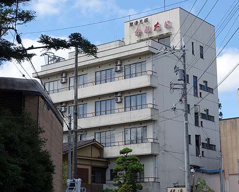 創業明治23年!源泉100%掛け流しの温泉宿「粟津温泉 かめたに」(石川小松)