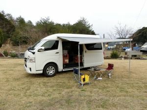 車中泊地は温泉近くのマリーナキャンプ場