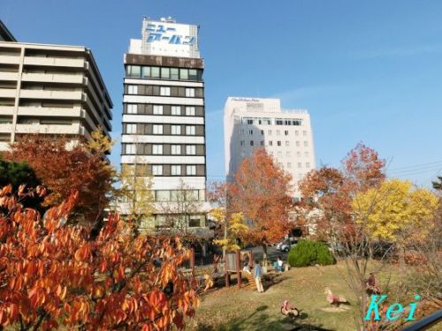 松江しんじ湖温泉「松江ニューアーバンホテル」(4)秋・温泉大浴場からの眺め、宍道湖の夕陽を見に行こう 〔島根県松江市〕