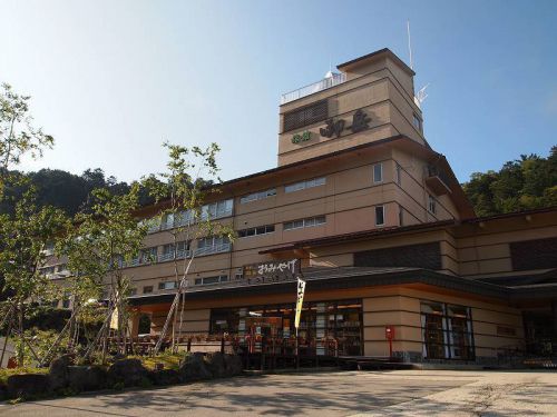 濁河温泉 旅館御岳(岐阜県下呂市)①周囲と内装