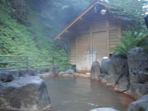 濁河温泉 旅館御岳(岐阜県下呂市)③渓谷露天風呂