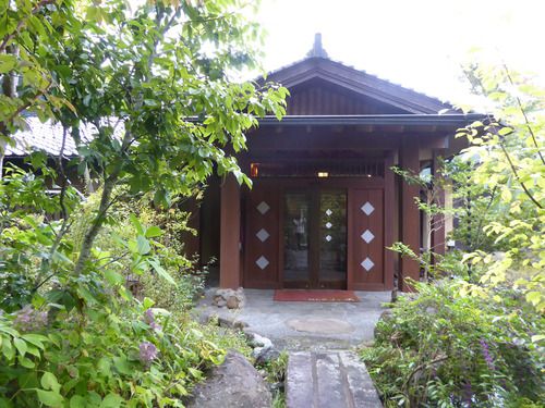 小田温泉・離れ宿 山咲~山里の離れ宿で掛け流し温泉を(^.^)