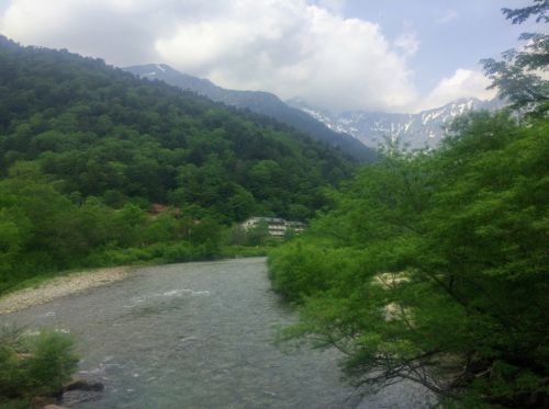 上高地温泉ホテル 日帰り入浴で朝風呂も可能!上高地バスターミナルから歩いて行けるかけ流しの宿