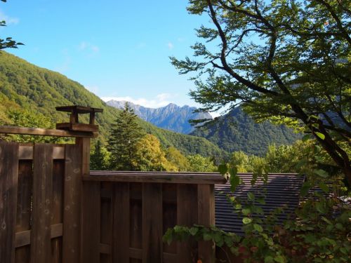 上高地に最も近い通年営業の宿 中の湯温泉旅館宿泊記と焼岳登山レポート