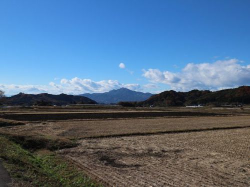 田園風景に癒されるかやぶき屋根の「源泉湯宿 悠湯里庵」でツルツル美肌に!