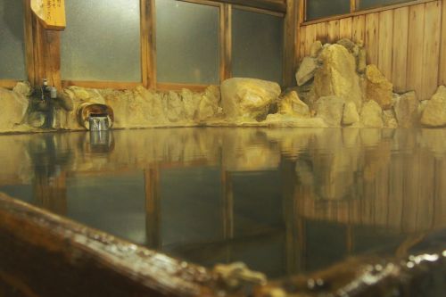 【耐え難きを耐え】湯の峰温泉 旅館あづまや
