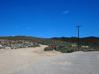 トラバーチン温泉 Travertine Hot Springs