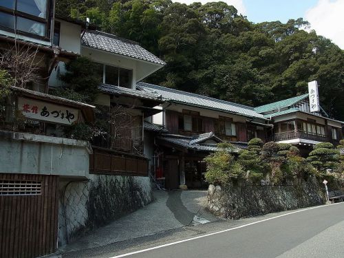 湯の峰温泉 旅館あづまや(和歌山県田辺市)