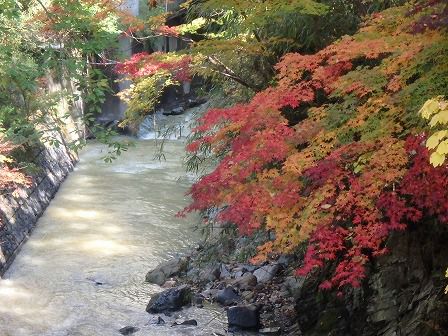 鹿教湯温泉の散策と上田駅まで帰るバス