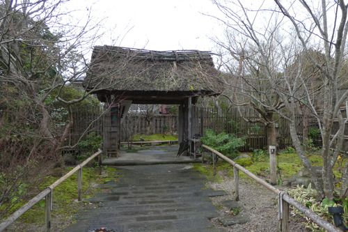 湯の川温泉・湯宿 草菴~お子様宿泊不可の大人宿は部屋風呂も貸切も充実の掛け流し・その1