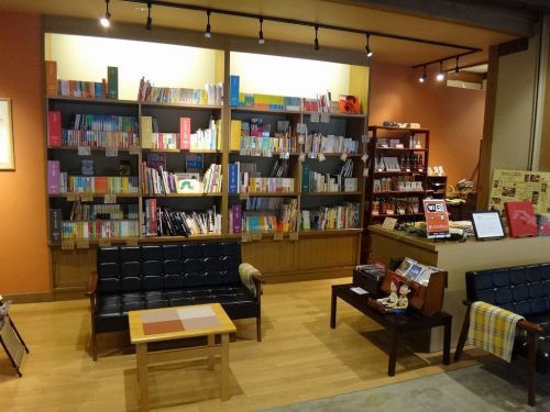 湯村温泉 寿荘(兵庫県美方郡) ②Book Cafe