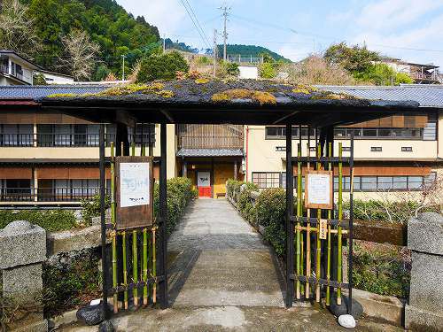 熊本_湯の鶴温泉 tojiya(旧四浦屋本店)①
