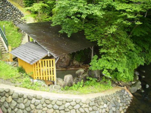 畑下温泉 青葉の湯(施設所有→閉鎖中)