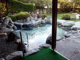 天然ラドン馬羅尾天狗岩温泉 すずむし荘