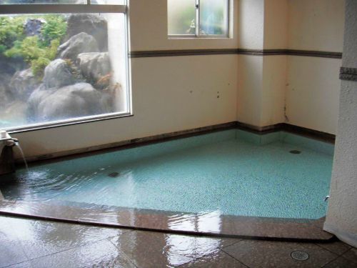 温泉センター天領(白山市) 岩間温泉から10kmの引湯したお湯です