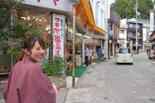 湯めぐり専用の吸水性抜群なブラパット付き温泉浴衣をつくりたい!という話。