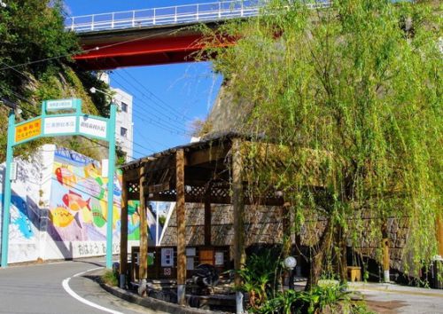 白浜 「柳橋足湯」&貝の寺「本覚寺」
