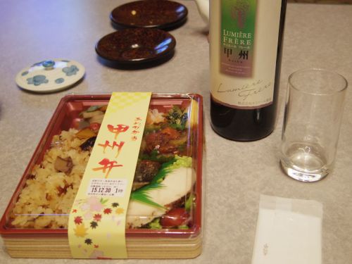 温泉街と、夜の街とを行ったり来たり