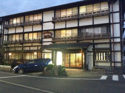 今晩は岩井温泉「岩井宿」