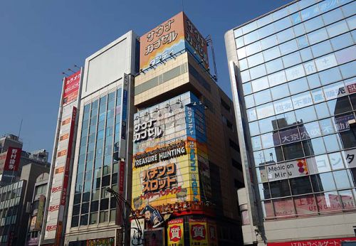 サウナ&カプセルホテル ダンディ(東京上野)早割ですと2300円とめっちゃ安かった大浴場充実のカプセルホテル