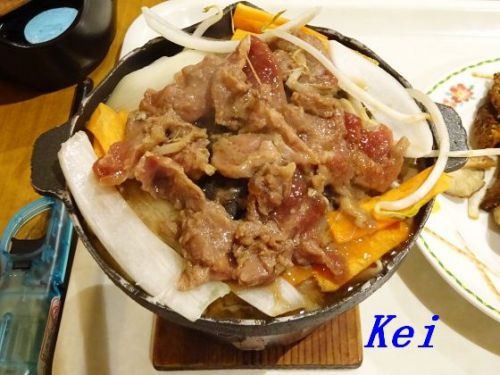 層雲峡温泉「朝陽亭」(4) 夕食バイキングは鍋が充実! 〔北海道上川町〕
