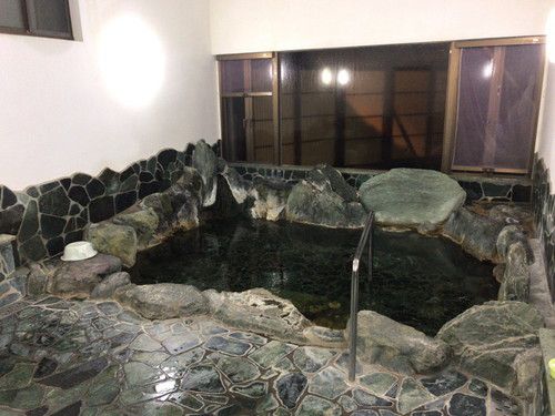 岩風呂とおふくろの手料理の宿 みかみ(温泉)旅の食の記録(天婦羅蕎麦とミニかつ丼、味噌らーめんとミニチャーハン、釜揚げしらすどん、牡蠣フライ定食とかつ定食とせいろ蕎麦と天ぷら)