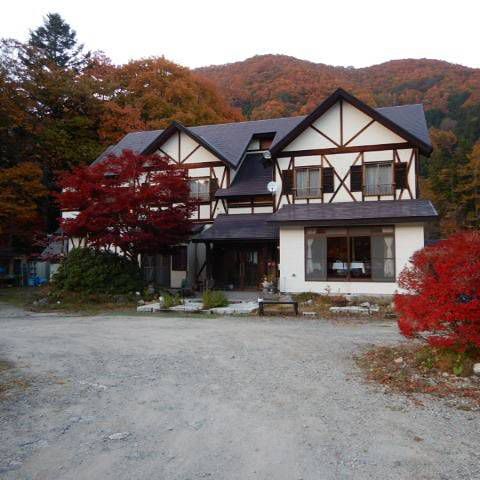 湯西川温泉 森のペンション ハミングバード
