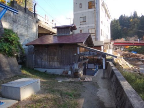 八町温泉 共同浴場 亀の湯