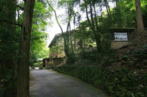 【霧島市】霧島温泉 湯之谷山荘~鹿児島の名湯!計算された3つの浴槽が凄い!
