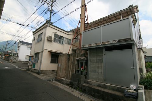 【別府市】別府温泉 天満温泉~敷地内の源泉が印象的!広々とした浴槽を独り占め!