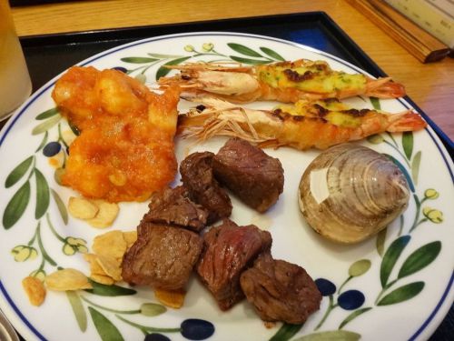 長島温泉 ガーデンホテルオリーブ ④夕食その2:ライブコーナーが充実しています