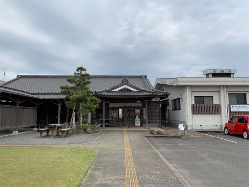 【霧島市】隼人温泉 浜之市ふれあいセンター 富の湯~身体に沁みるアツアツ塩化物強塩泉!