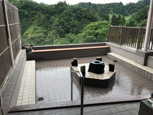 今日も露天風呂の話題です。