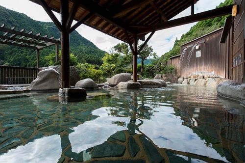 佐賀・古湯温泉「ONCRI/おんくり」で心身ともに温まる日帰りプラン&宿泊プラン