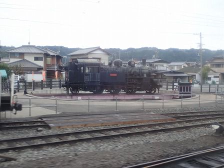 寸又峡温泉から金谷駅へ帰りのバスと電車、見えたSL