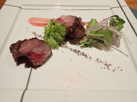 山荘わらび野 由布院温泉の宿 夕食は豊後牛より上の大分和牛、りゅうきゅう等