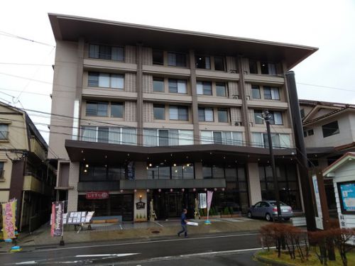 雲仙温泉「雲仙スカイホテル」日帰り入浴★白濁?灰褐色?にごり湯硫黄泉。ついでに「雲仙新湯温泉館」 〔長崎県雲仙市〕