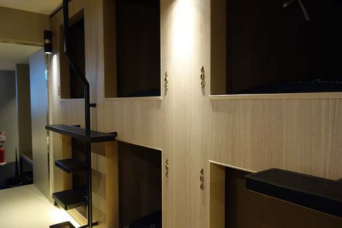 MINIMAL HOTEL OUR OUR[アウア]東京浅草橋の新進気鋭カプセルタイプの2200円ドミトリー[大浴場付き]