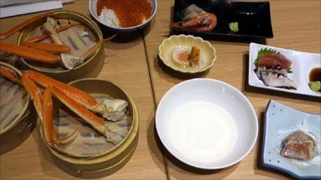 【怒涛の8食連続バイキングその3】登別温泉 第一滝本館~蟹もステーキもいくら丼もいただける高級夕食ブッフェは質・量ともに大満足!