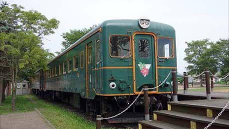 【鉄道車両を利用した無料簡易宿泊所がある北海道の道の駅】ライダーチャリダー旅人必見!「道の駅おこっぺ」スズキエブリイ車中泊温泉旅