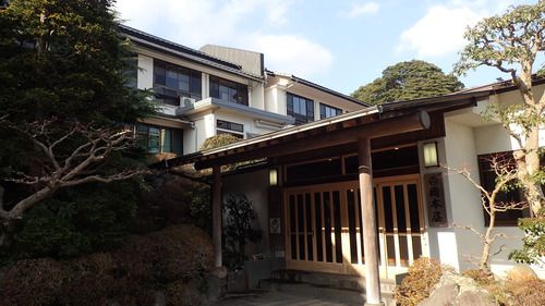 明礬温泉・岡本屋その１（部屋編）～青白色の掛け流し硫黄泉と名物プリン堪能(*^｡^*)
