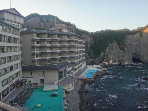 海に囲まれた温泉リゾート! 南紀勝浦温泉 ホテル浦島