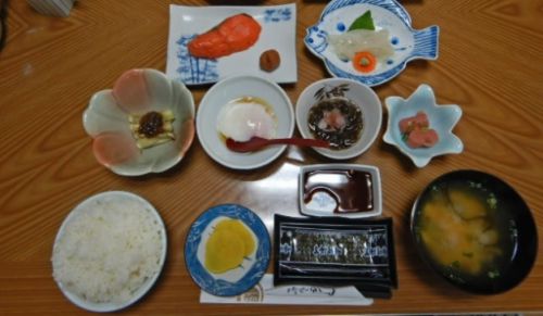 下風呂温泉郷 まるほん旅館(朝食編)